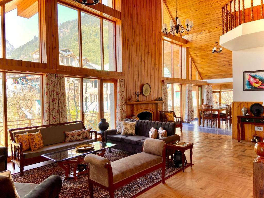 Манали: Dil Bole Pahad - The Wooden Chalet, Prini, Manali