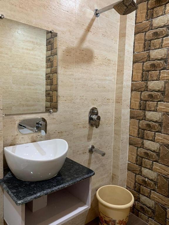 Амритсар: Hotel Kabir Residency