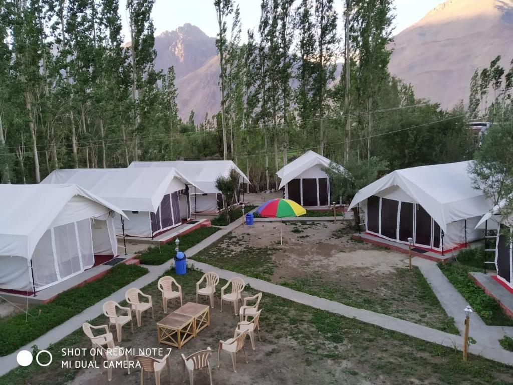 Хундер: Lumbini Camp- Nubra Valley