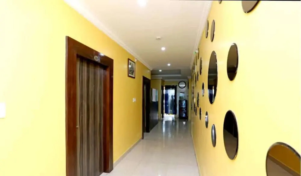Бхубанешвар: Hotel Royal Guest House