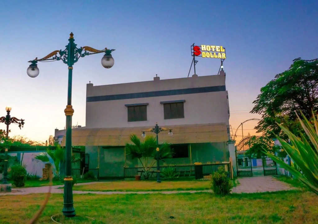 Бхудж: Hotel Dollar by OYO Rooms