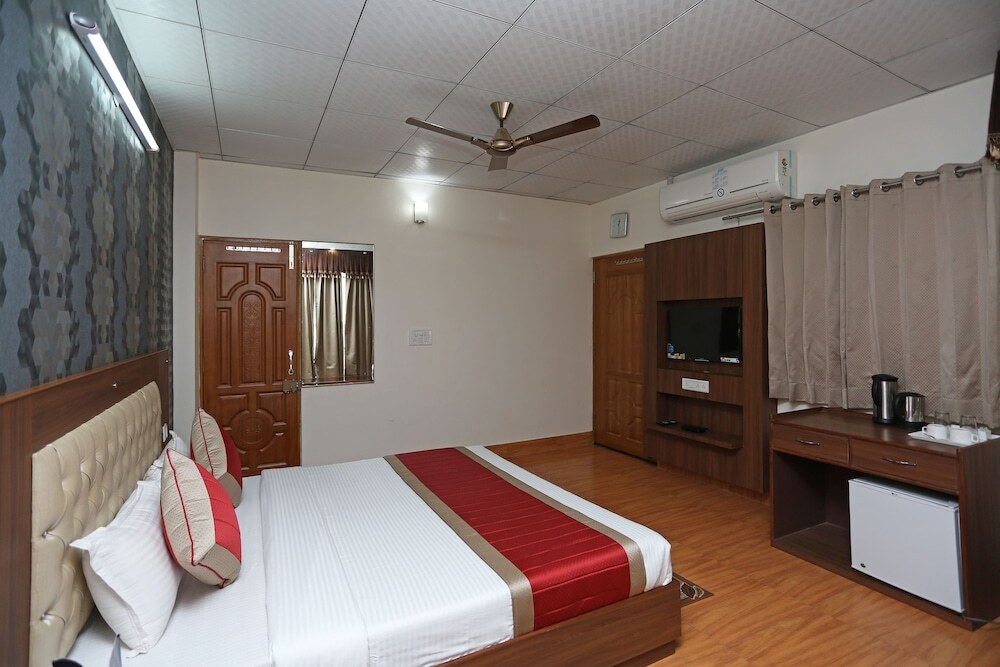 Дехрадун: Shobha Palace Guest House By OYO Rooms