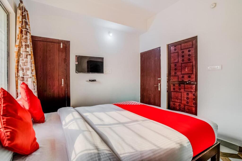 Hotel Creation by OYO Rooms — фото 5