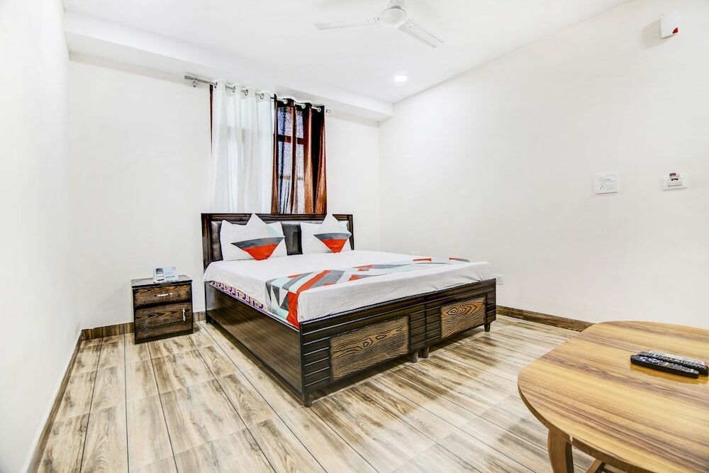 Hotel 3 Bros by Fabhotels — фото 1