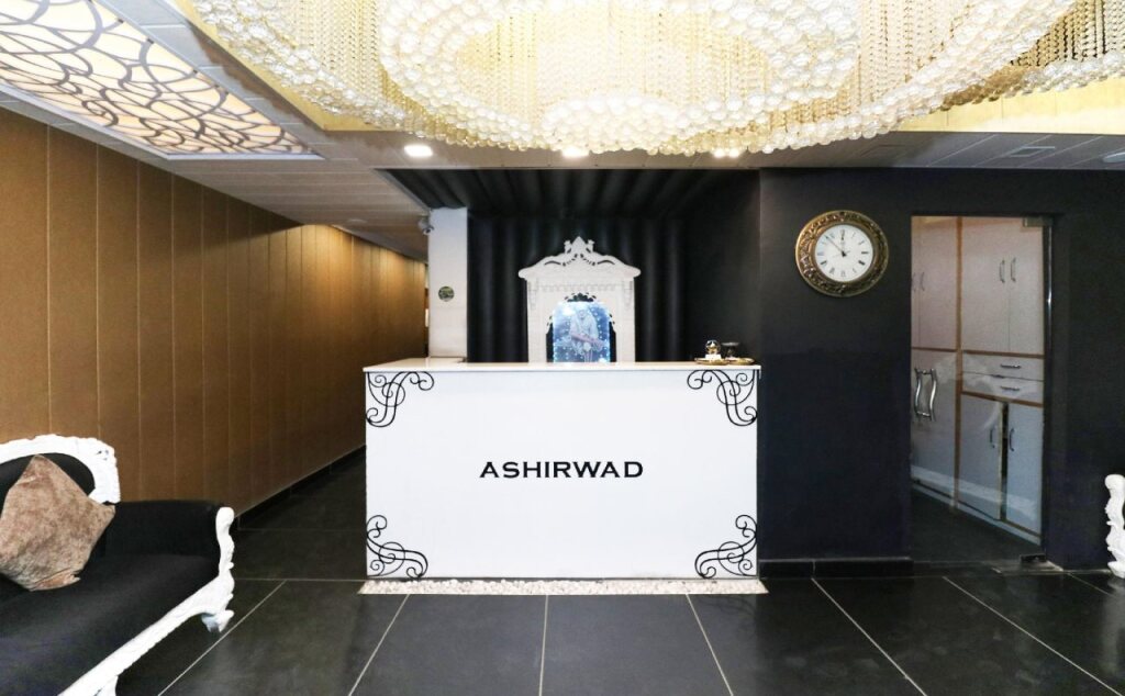 Массури: OYO 1045 Hotel Ashirward