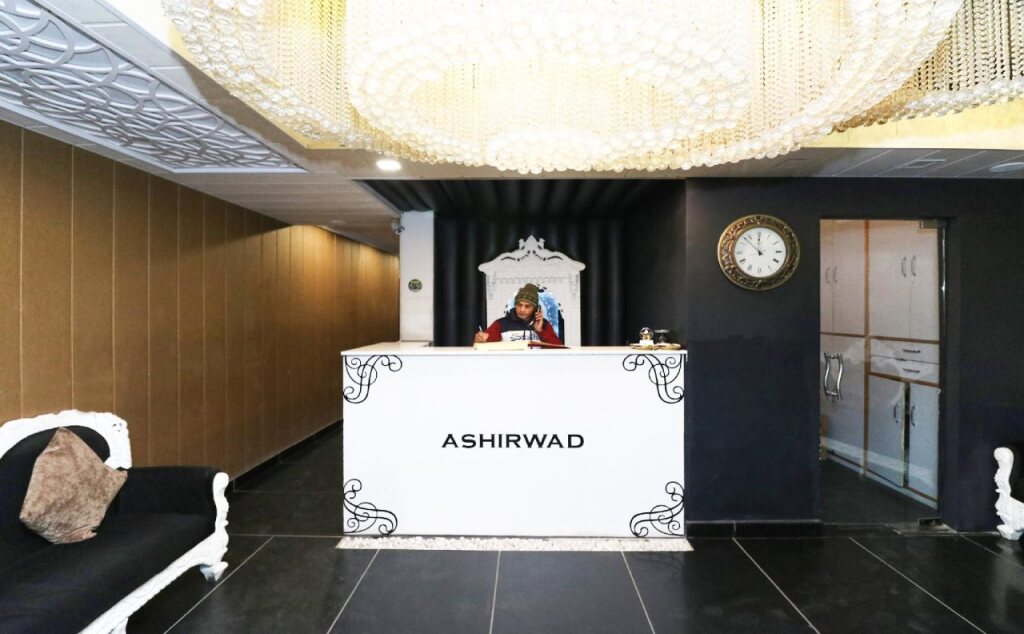 Массури: OYO 1045 Hotel Ashirward