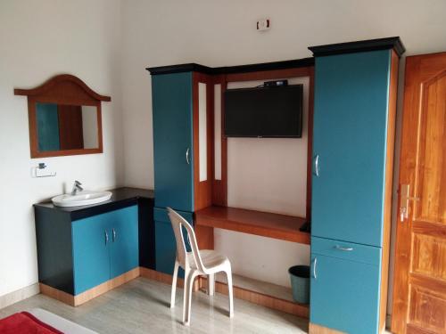 Ути: Maliekkal Residency