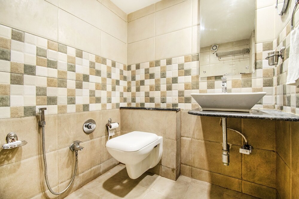 Вадодара: Hotel Royal Residency by FabHotels