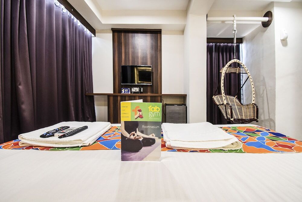 Вадодара: Hotel Royal Residency by FabHotels
