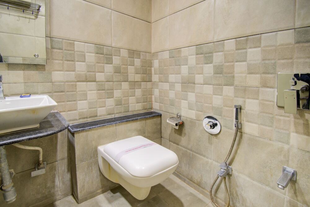 Вадодара: Hotel Royal Residency by FabHotels