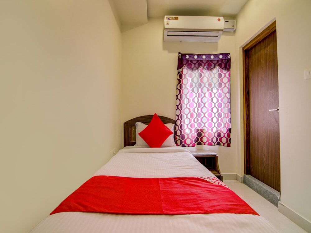 Висакхапатнам: Hotel Ruchi by OYO Rooms