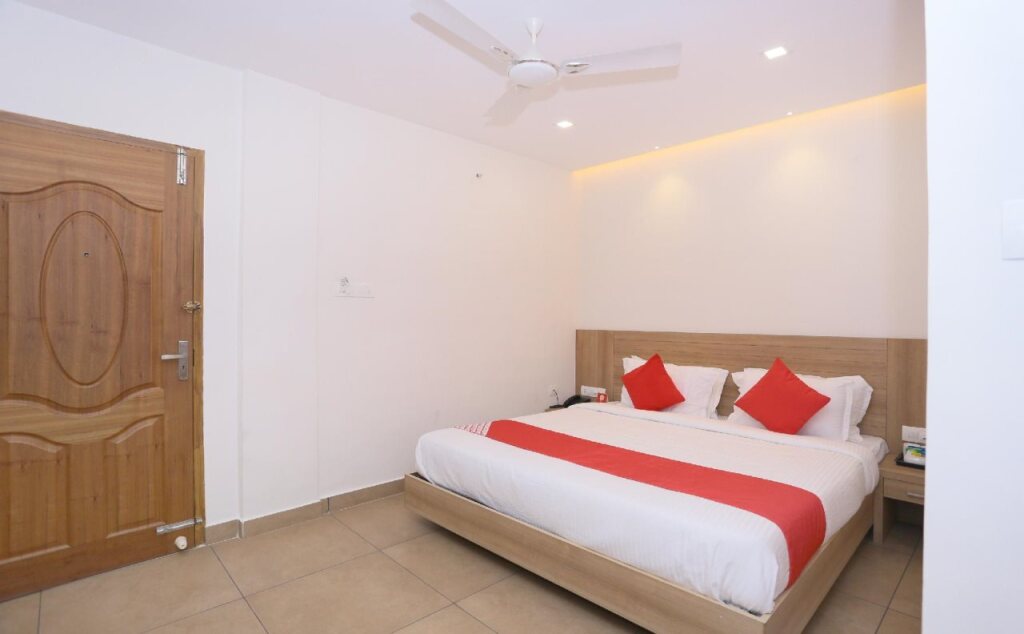 Chalakudy: Apsara By OYO Rooms