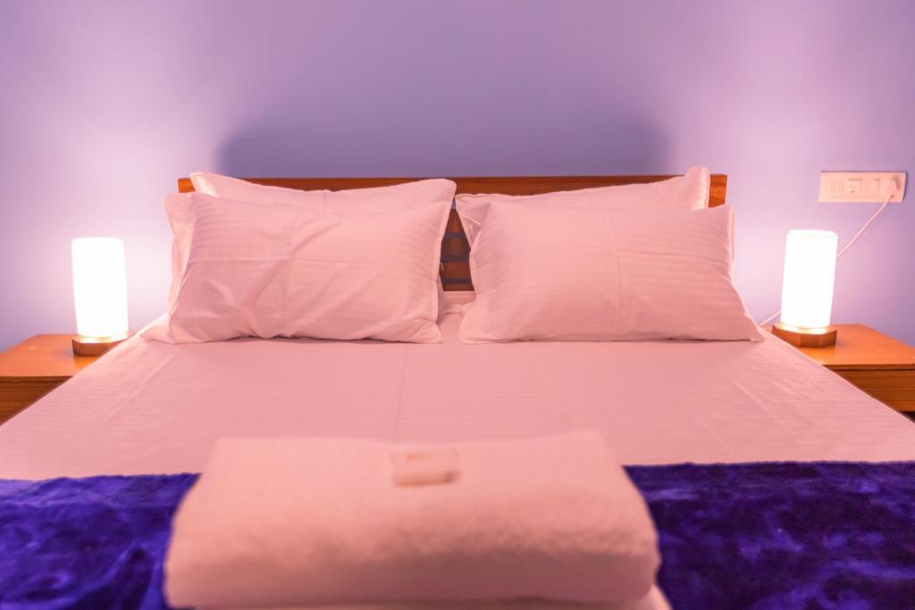 Калангут: Pinnacle Mist , Calangute Beach Road