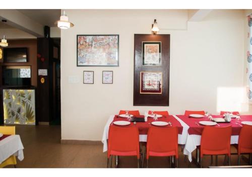 Куфри: Breath-taking valley view rooms in shimla