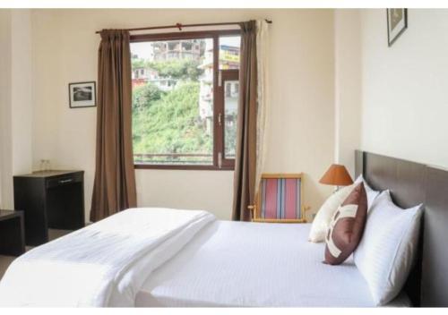 Куфри: Breath-taking valley view rooms in shimla