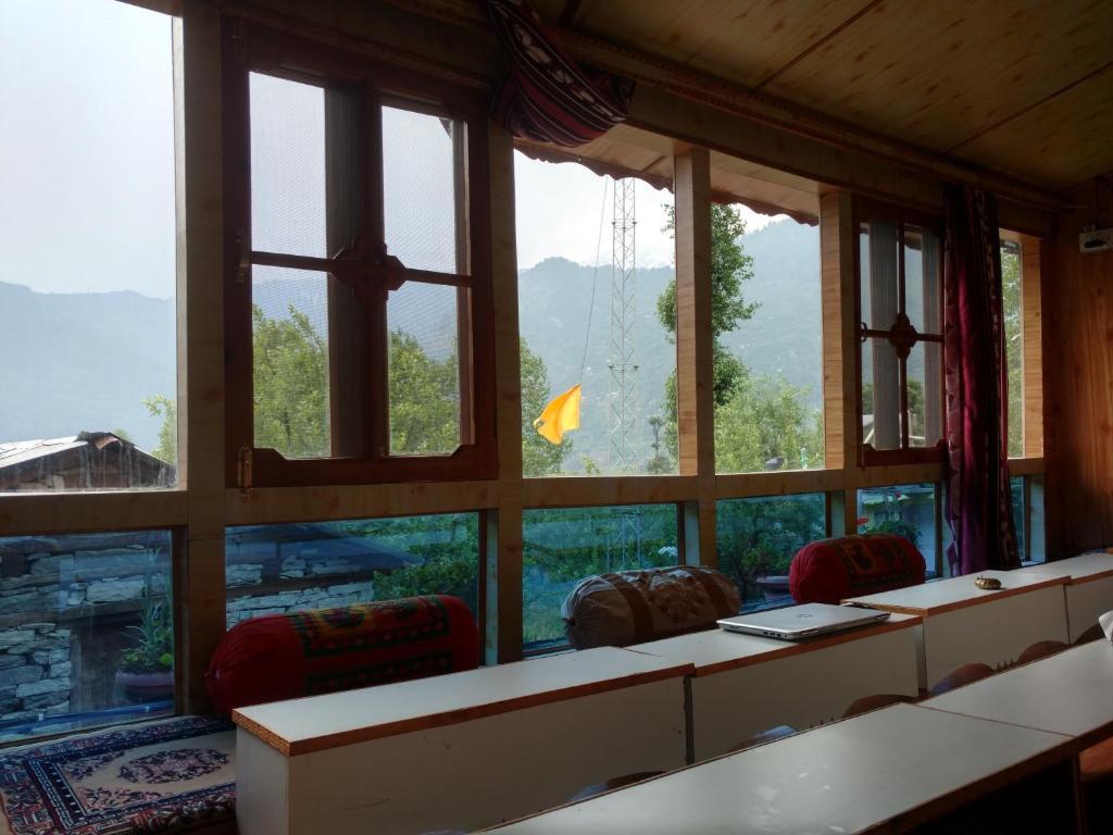 Манали: Deoshar Cottage