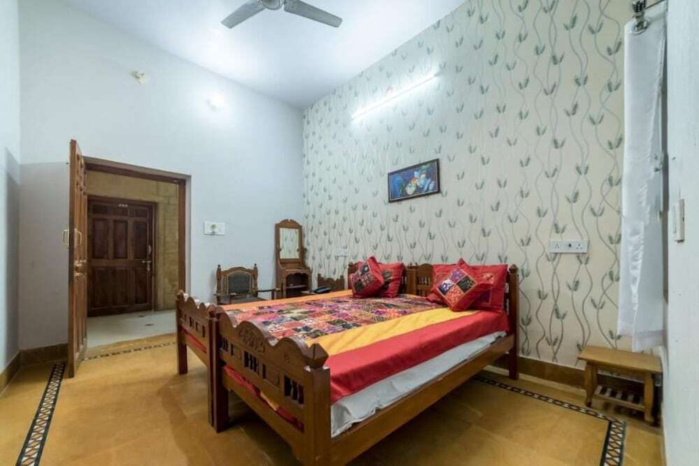 Hotel Jaisalmer Haveli — фото 2