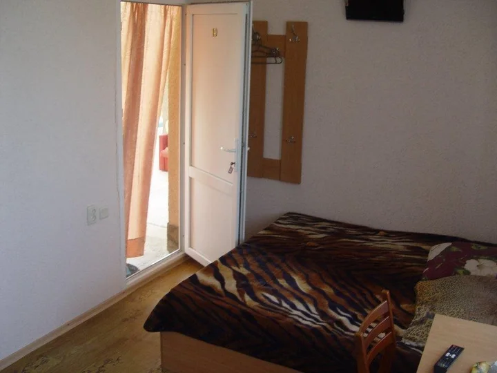 Керчь: Deaz Hotel