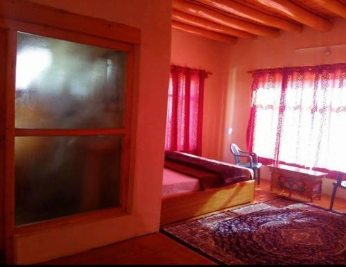 Манали: Hotel Old Smugglers with Balcony mountain view