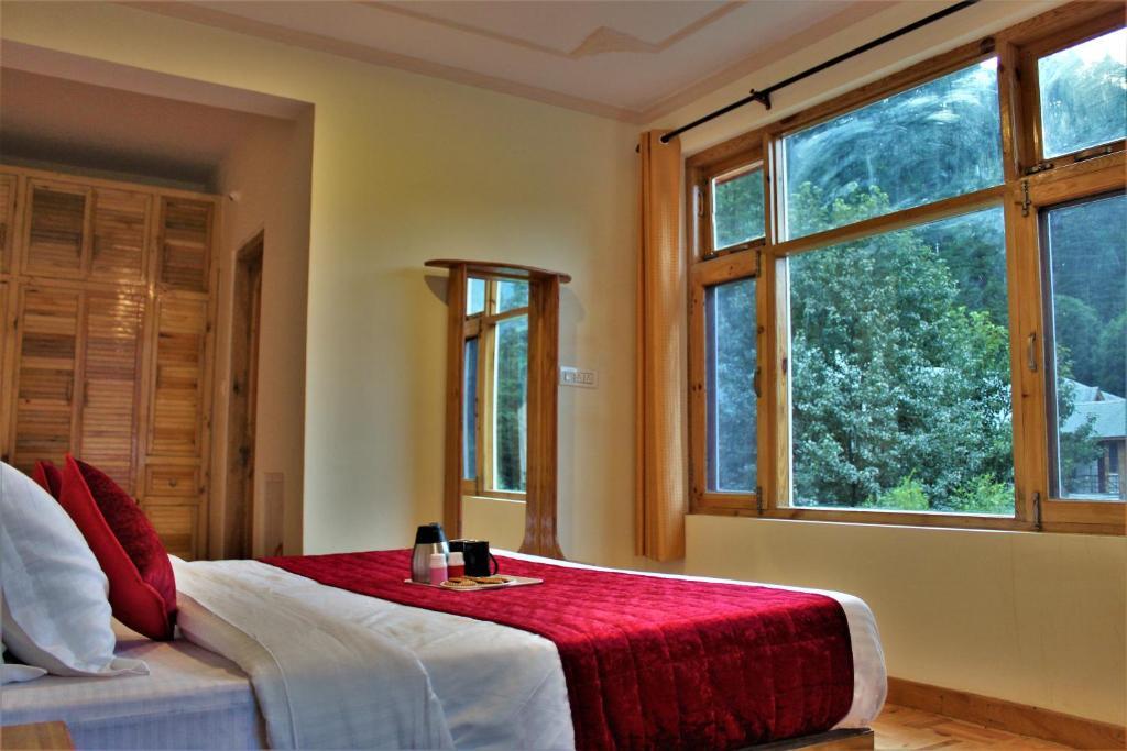 Манали: Nirvana Classic With Balcony Mountain view