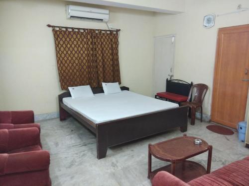 Асансол: M/s HOTEL DIWAN INTERNATIONAL