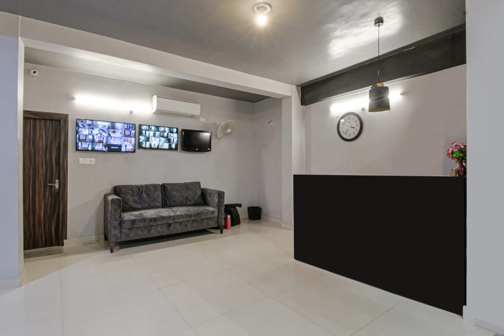 Патна: OYO 40963 Townhouse 404 Vidya Vihar