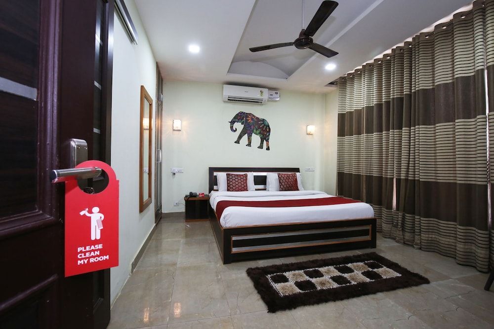 Зиракпур: OYO 9956 Hotel Pelican Inn
