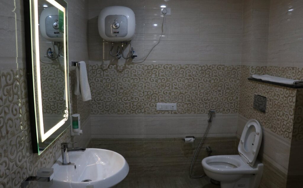 Зиракпур: S.R.Residency