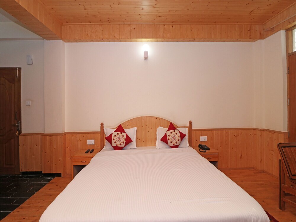 Манали: Alpine Cottage