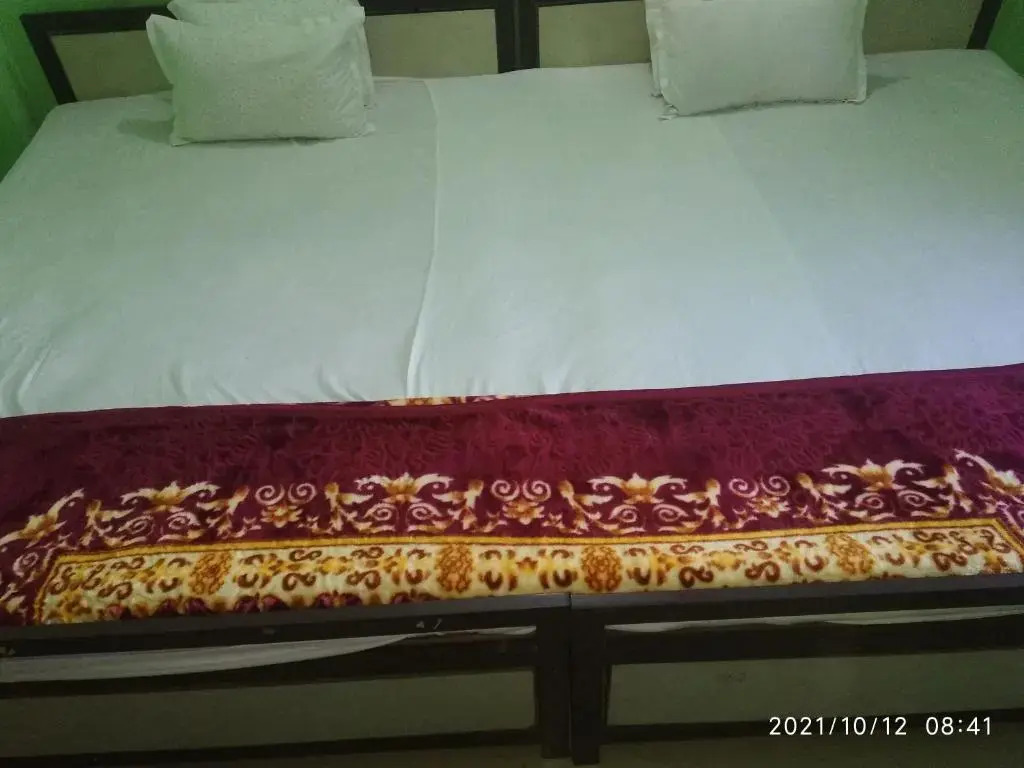 Деогхар: Milan Palace deoghar