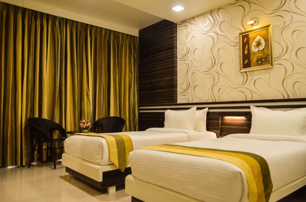 Тхане: Oyo Premium Tungareshwar Vasai