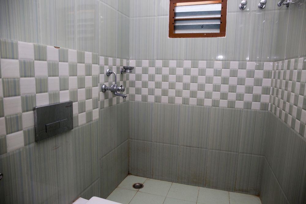 Гора Абу: Oyo 8647 Hotel Shanti
