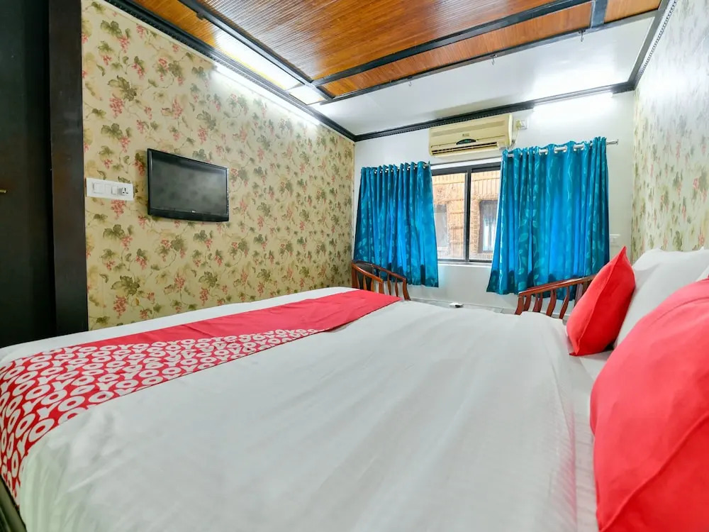 Аллеппи: OYO 16838 Big B Houseboat 10 BHK