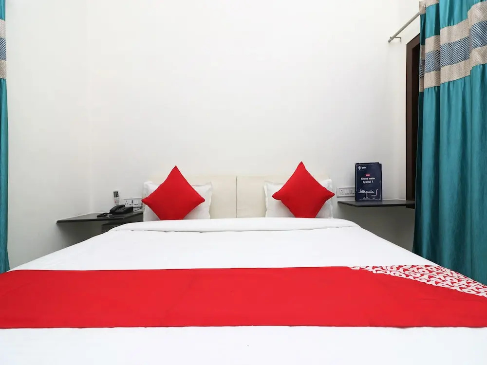 Праяградж: OYO 23414 Jauhari Guest House