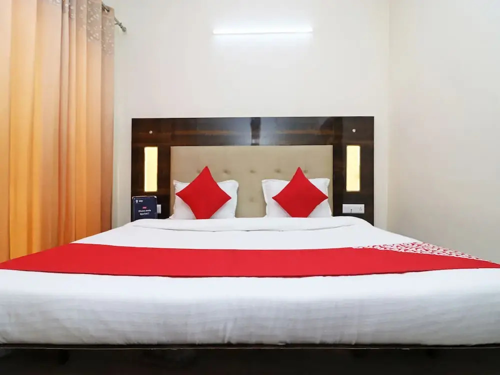 Праяградж: OYO 23414 Jauhari Guest House