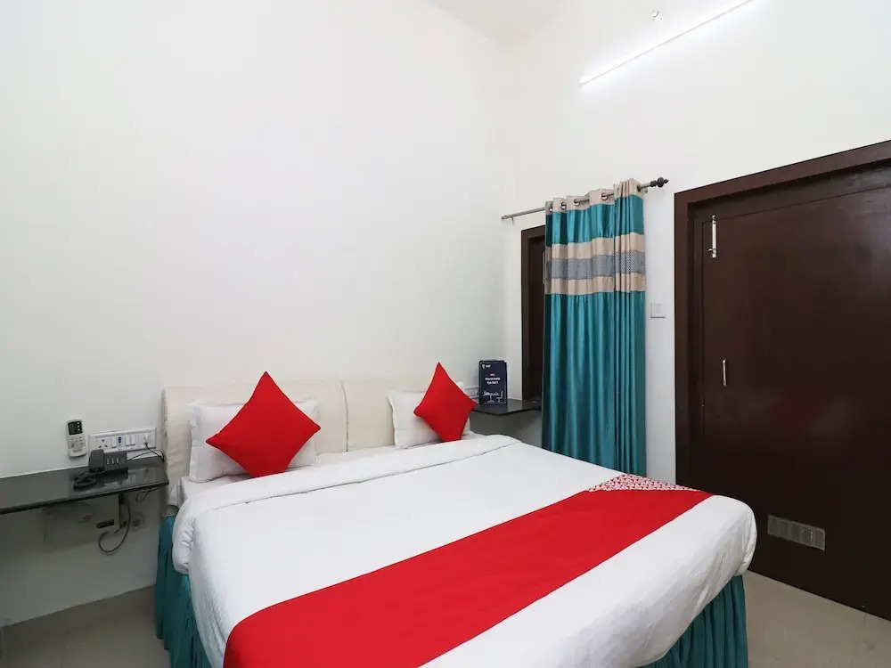 Праяградж: OYO 23414 Jauhari Guest House