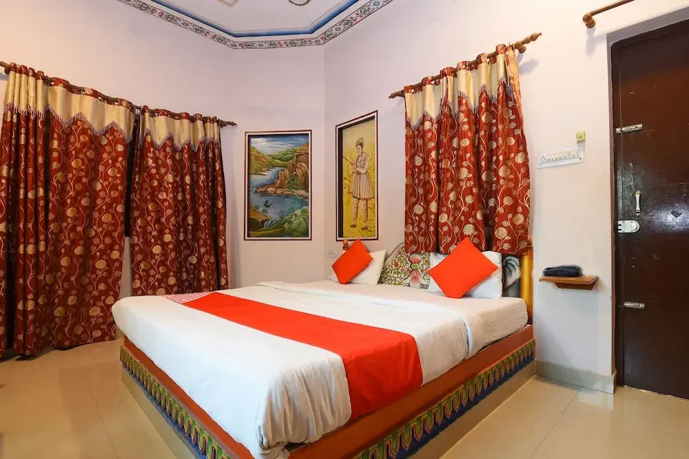 Аджмер: Oyo 2237 Hotel Krishnam Dhani