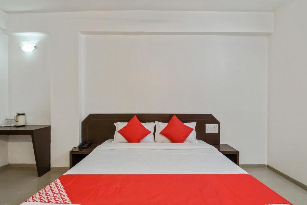 OYO 24115 Flagship Hotel Rajwada — фото 5