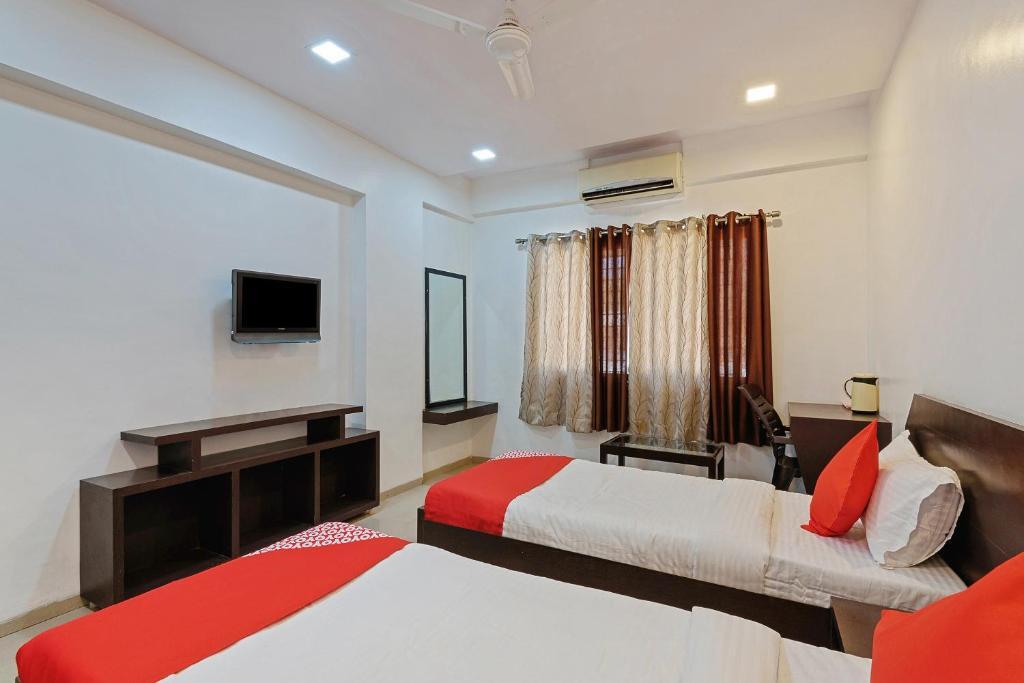 OYO 24115 Flagship Hotel Rajwada — фото 4