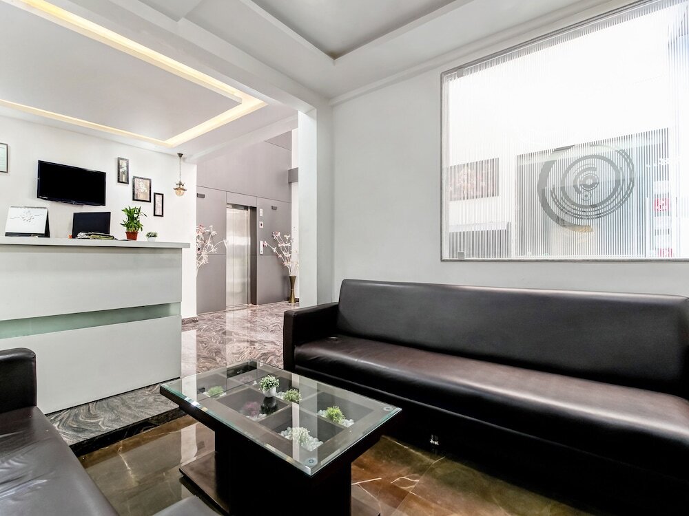 Нагпур: OYO 26938 Hotel Soni Inn