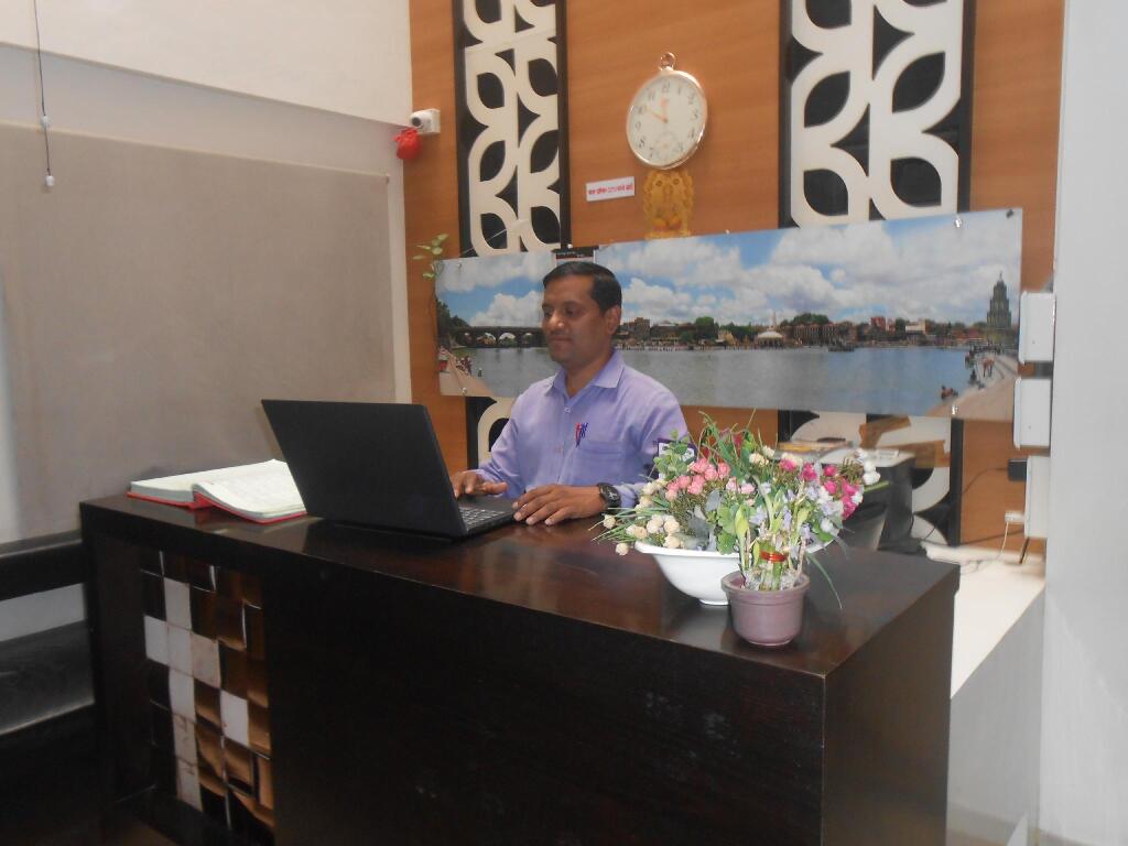 Нашик: Oyo 14455 Hotel Balaji Inn
