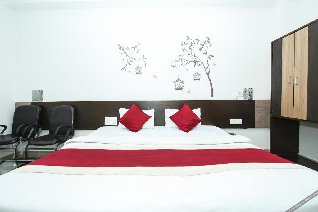 Бедагхат: Oyo 3603 White Pearl Hotel