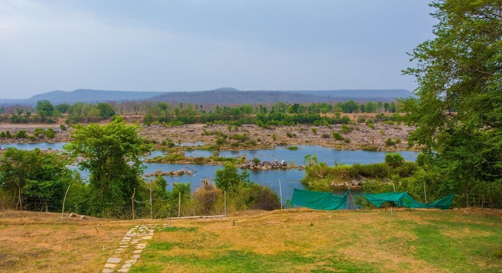 Панна: V Resorts Camp Panna