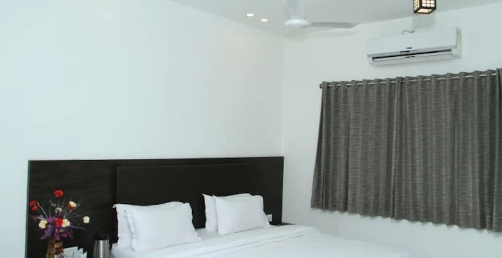 Сомнатх: Oyo 3243 Hotel Aditya Gir