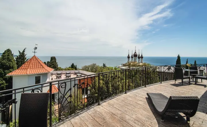 Алупка: Вилла Онейро