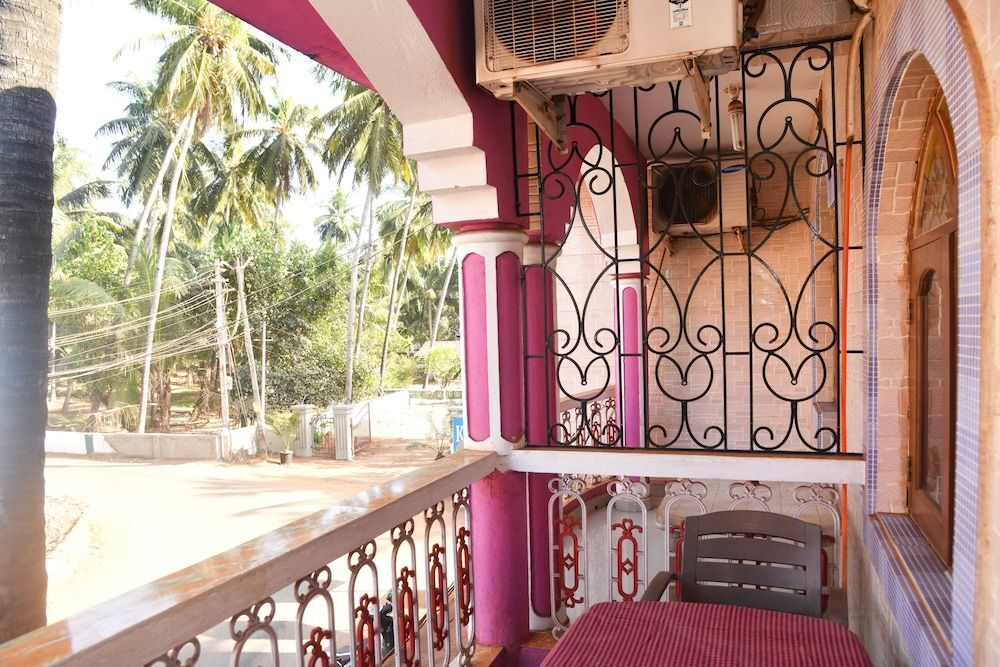 Калангут: Oyo 29697 Glory Lazfina Guest House