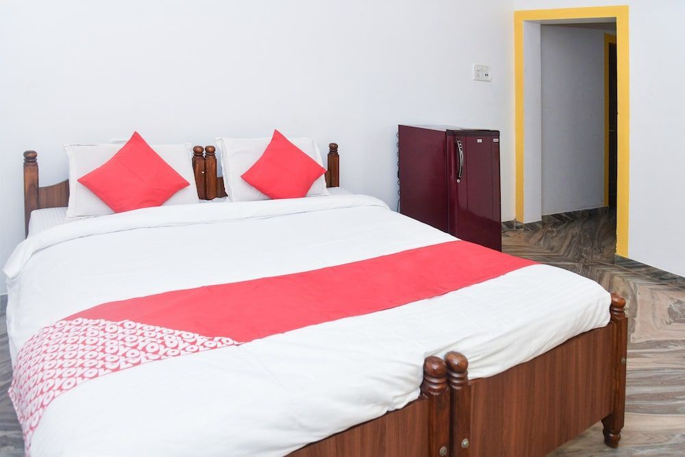 Калангут: Oyo 29697 Glory Lazfina Guest House