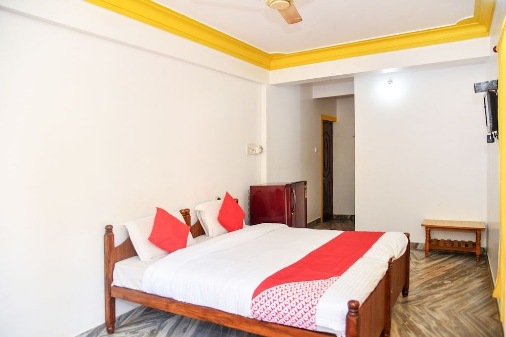 Калангут: Oyo 29697 Glory Lazfina Guest House