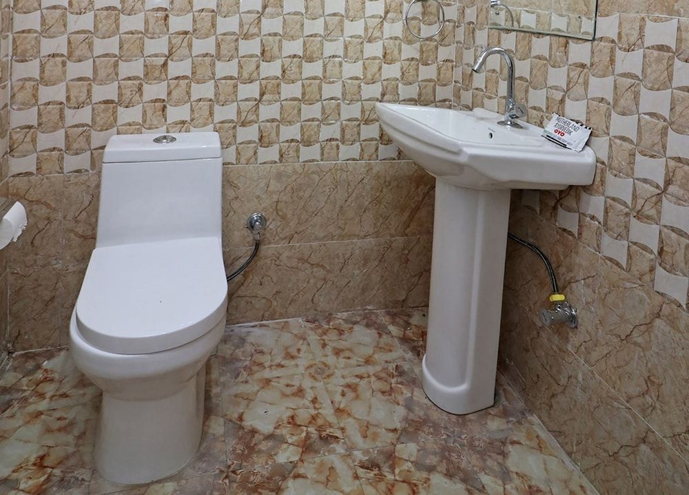 Калангут: Oyo 29697 Glory Lazfina Guest House