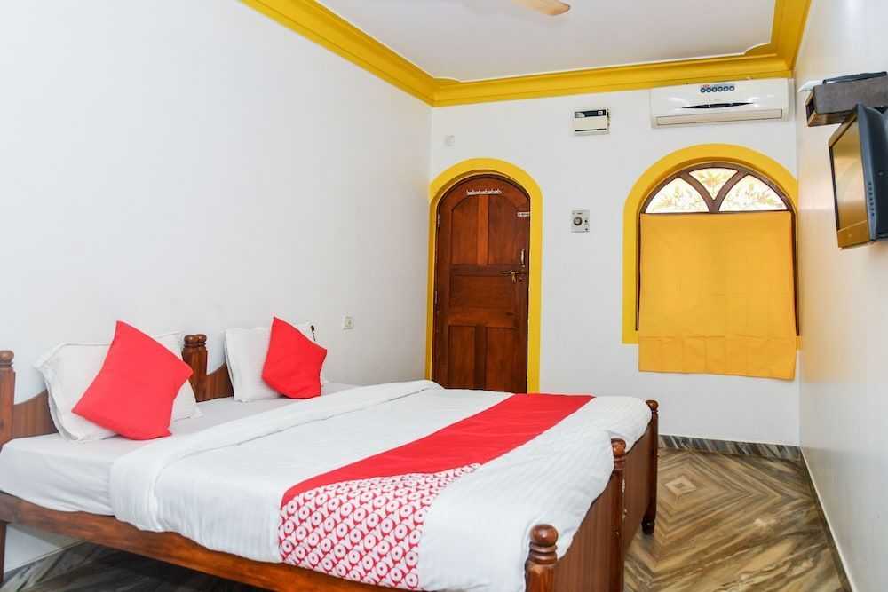 Калангут: Oyo 29697 Glory Lazfina Guest House